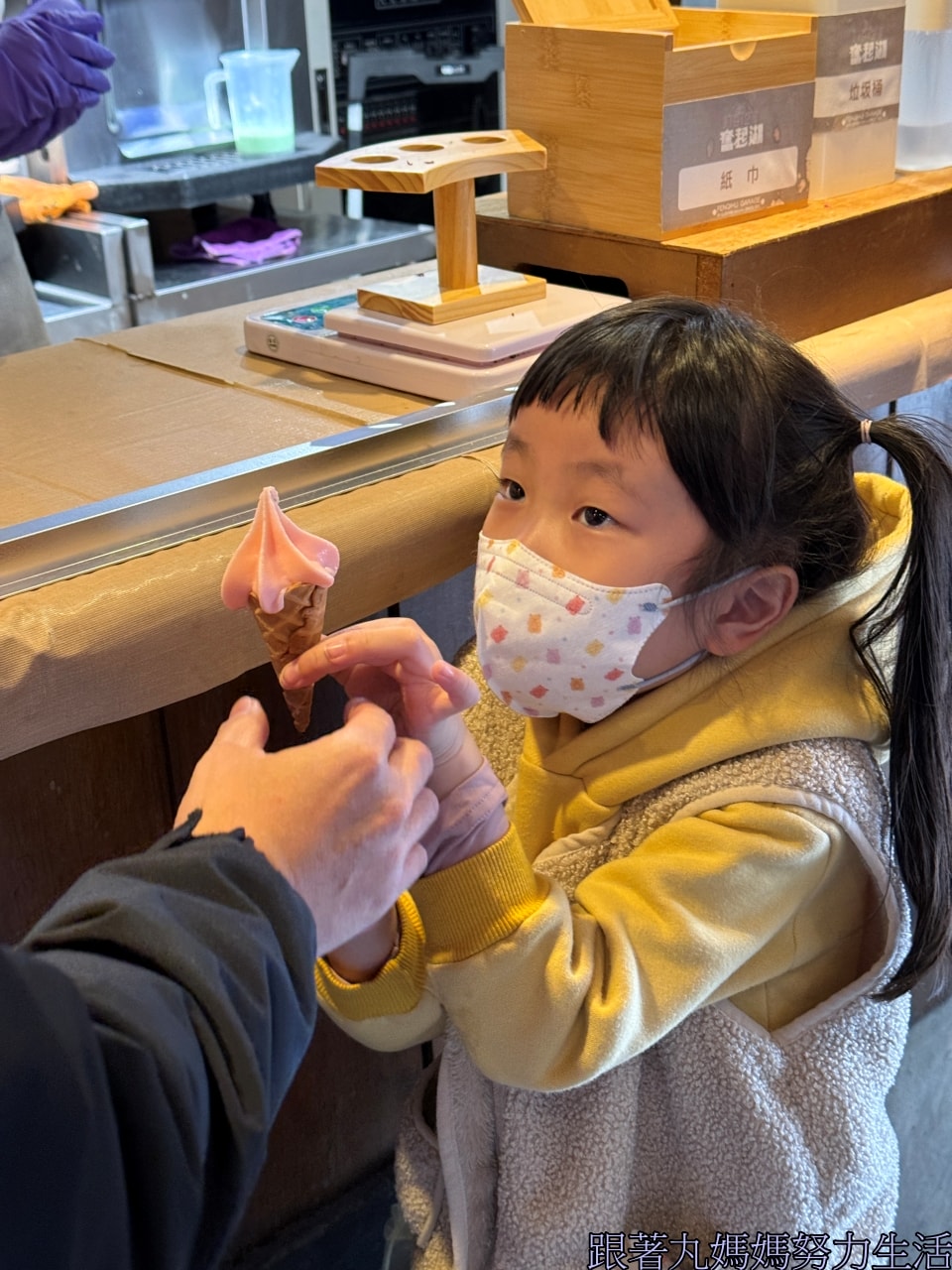 【阿里山.台南.關子嶺泡湯.過年.跟著丸媽媽吃喝玩樂】天搖地動的台南‧雷包王丸媽媽‧玩食物的時間到 - 第10張圖