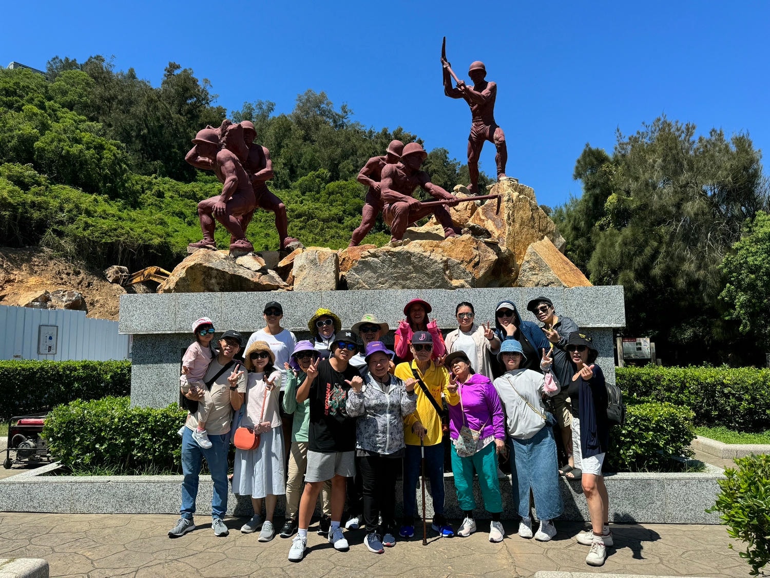 【阿里山.台南.關子嶺泡湯.過年.跟著丸媽媽吃喝玩樂】天搖地動的台南‧雷包王丸媽媽‧玩食物的時間到 - 第35張圖