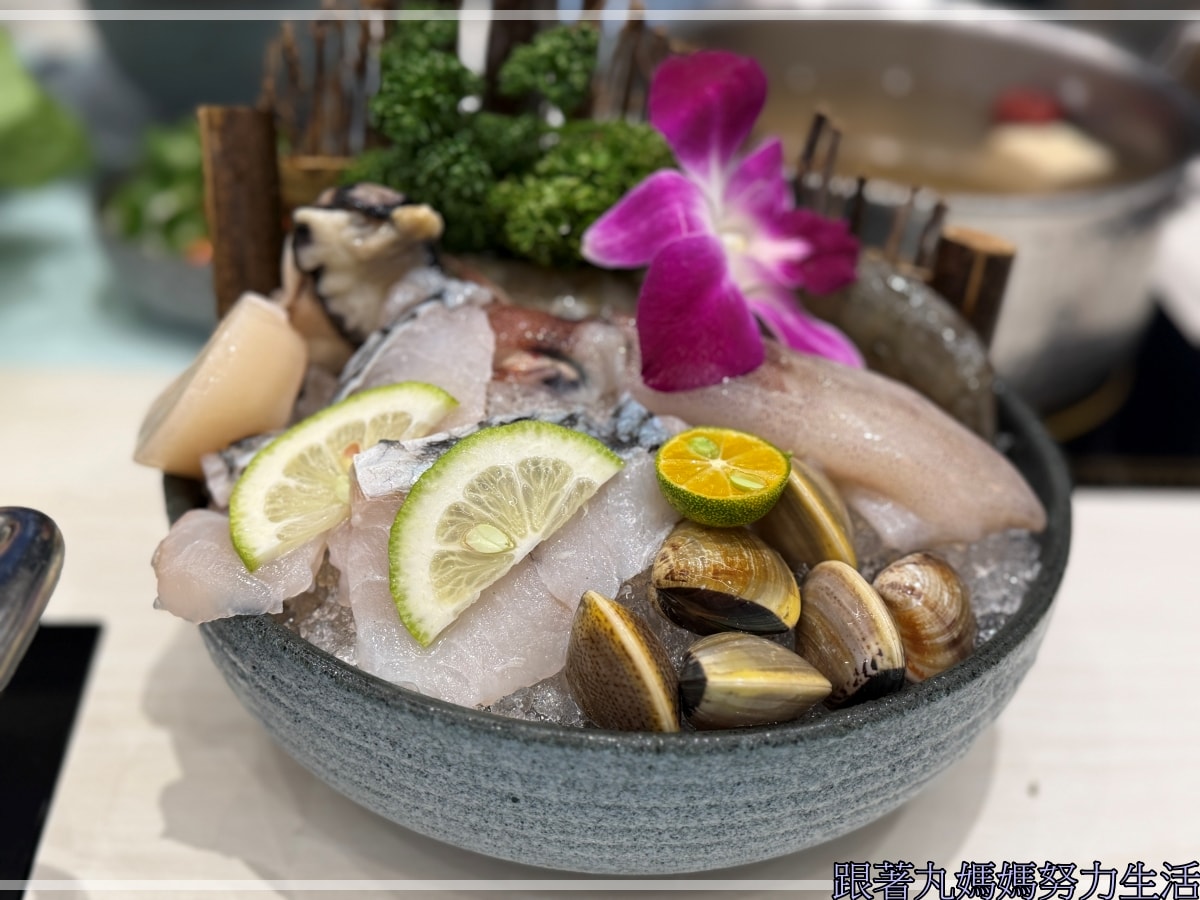 【宜蘭.礁溪.風華度假酒店.宜蘭美食】吃吃喝喝的宜蘭.雖然下雨泡湯剛剛好.有滑水道的飯店 - 第46張圖