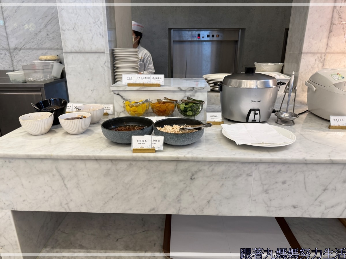 【宜蘭.礁溪.風華度假酒店.宜蘭美食】吃吃喝喝的宜蘭.雖然下雨泡湯剛剛好.有滑水道的飯店 - 第56張圖