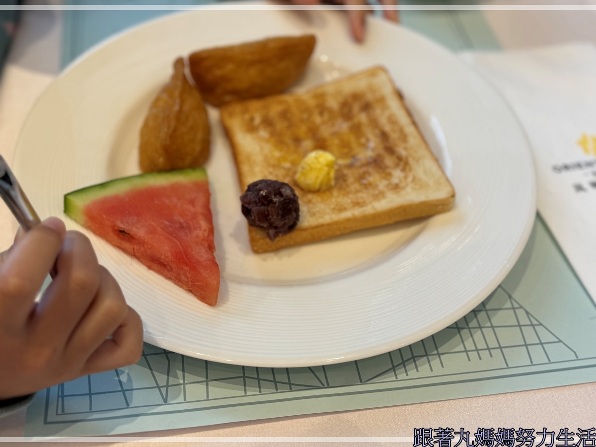 【宜蘭.礁溪.風華度假酒店.宜蘭美食】吃吃喝喝的宜蘭.雖然下雨泡湯剛剛好.有滑水道的飯店 - 第59張圖
