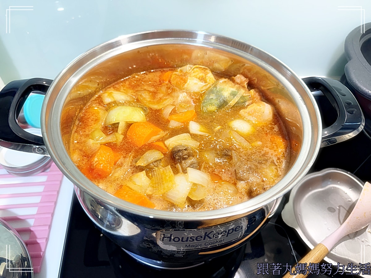【丸媽煮飯‧番茄紅燒牛肉麵】丸媽拿手私房菜紅燒牛肉麵 - 第14張圖 【丸媽煮飯‧番茄紅燒牛肉麵】丸媽拿手私房菜紅燒牛肉麵