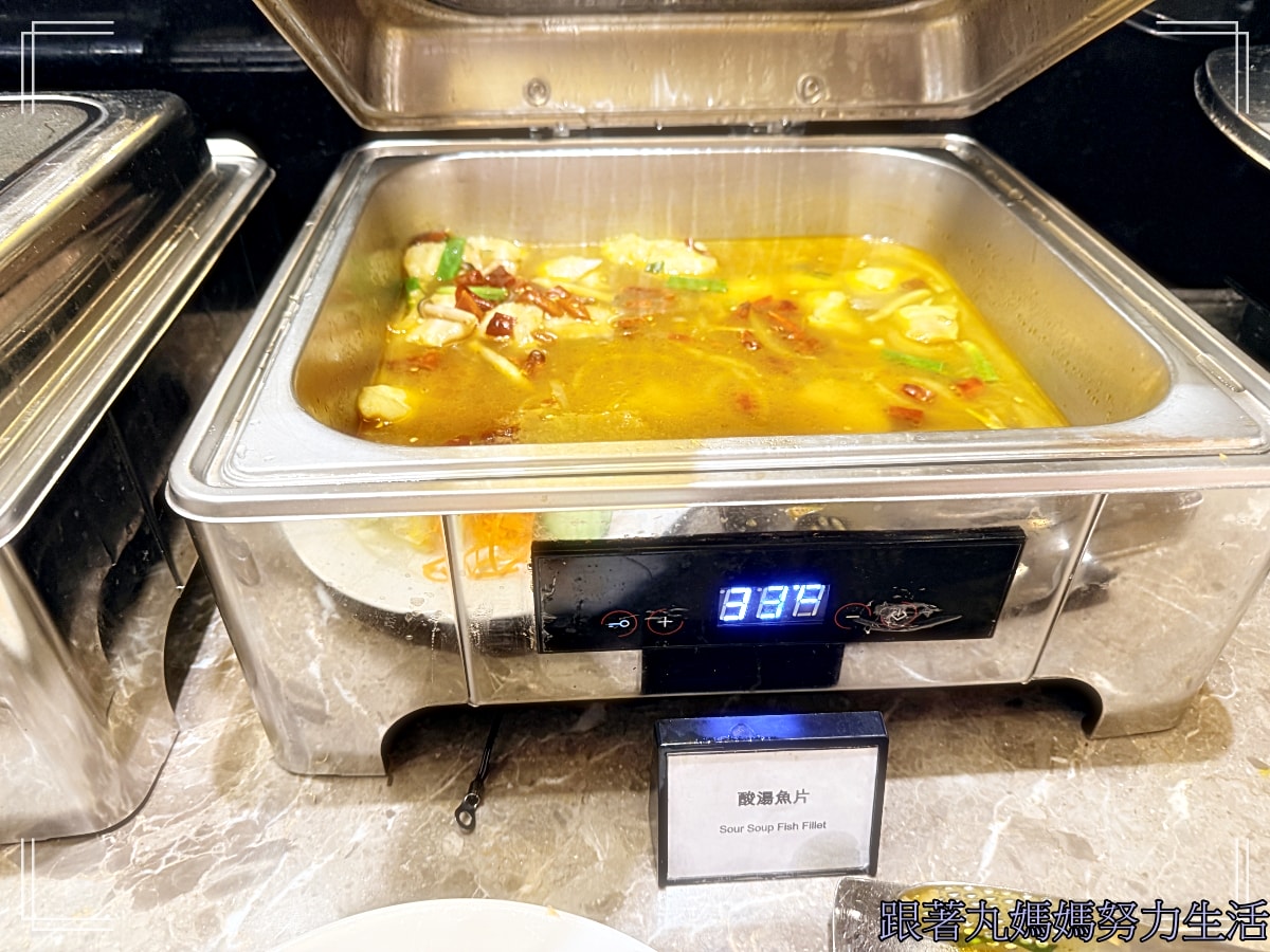 【苗栗．苗栗馥藝金鬱金香酒店．青焰炭火熟成牛排．長興釣蝦場】秘密任務外的玩樂行程．被釣蝦場耽誤的臭豆腐