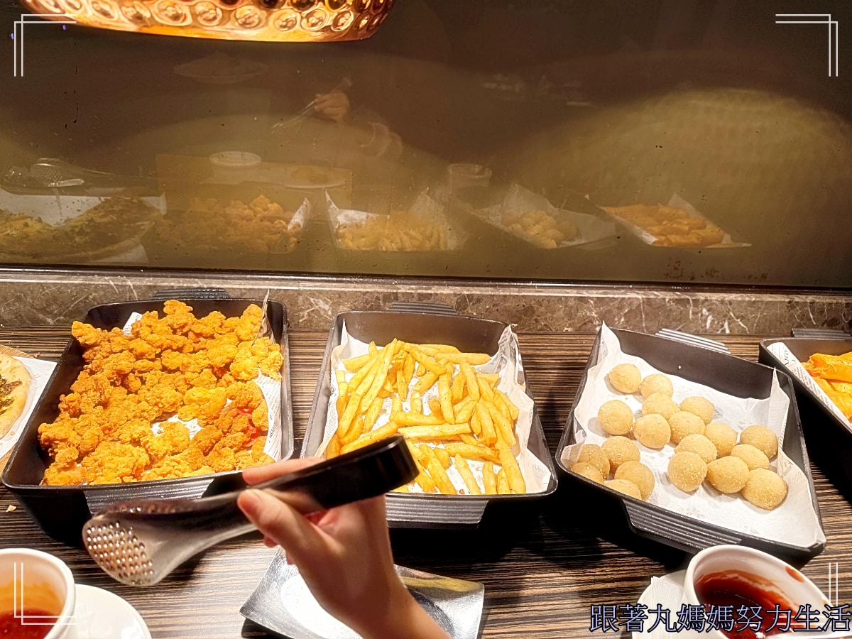 【苗栗．苗栗馥藝金鬱金香酒店．青焰炭火熟成牛排．長興釣蝦場】秘密任務外的玩樂行程．被釣蝦場耽誤的臭豆腐