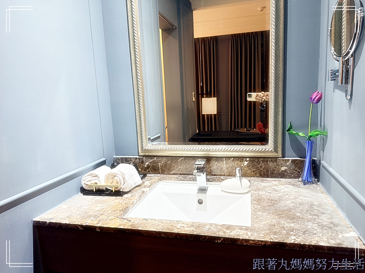 【苗栗．苗栗馥藝金鬱金香酒店．青焰炭火熟成牛排．長興釣蝦場】秘密任務外的玩樂行程．被釣蝦場耽誤的臭豆腐