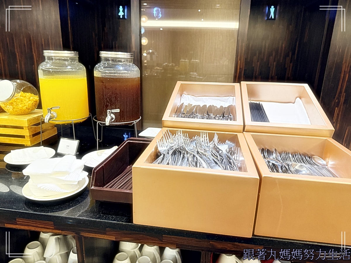 【苗栗．苗栗馥藝金鬱金香酒店．青焰炭火熟成牛排．長興釣蝦場】秘密任務外的玩樂行程．被釣蝦場耽誤的臭豆腐