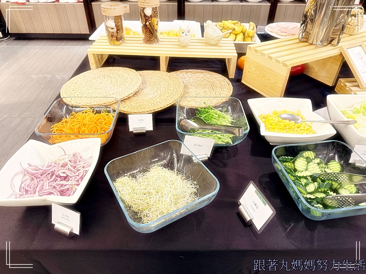 【苗栗．苗栗馥藝金鬱金香酒店．青焰炭火熟成牛排．長興釣蝦場】秘密任務外的玩樂行程．被釣蝦場耽誤的臭豆腐