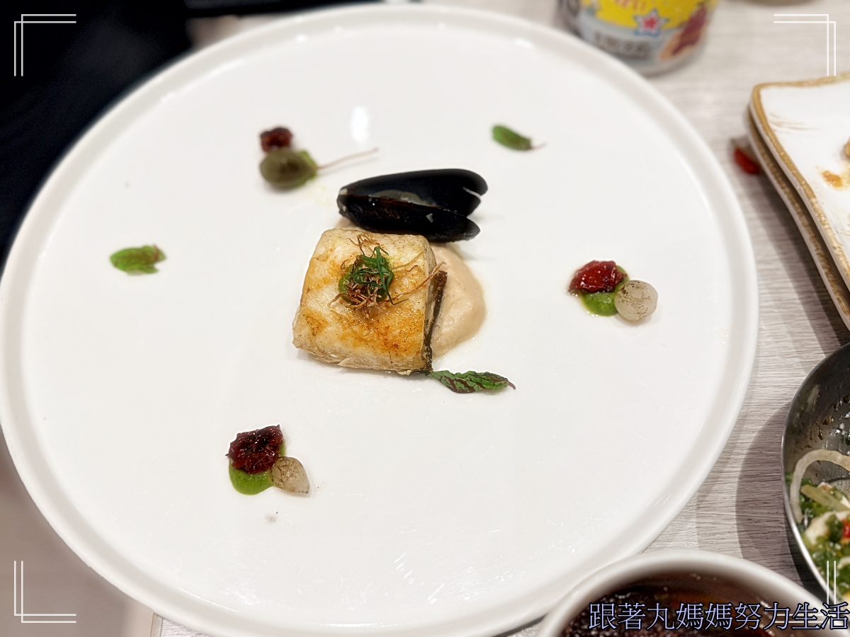 【宜蘭.蘇澳.煙波大飯店蘇澳四季雙泉館】飽到喉嚨的飯店 - 第39張圖 【宜蘭.蘇澳.煙波大飯店蘇澳四季雙泉館】飽到喉嚨的飯店